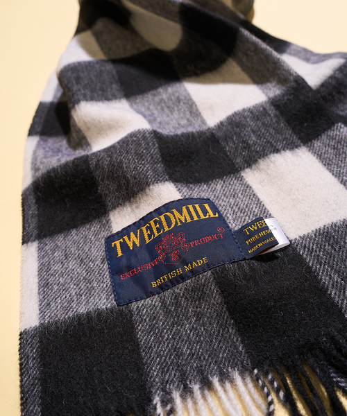TWEED MILL（ツイードミル）の「TWEEDMILL / ツイードミル Lamds Wool Check Stole（マフラー・メンズ・サックスブルー/イエロー/ネイビー/ブラウン/ホワイト/ブルー/チャコールグレー/グレー・FREE）」の14枚目の写真