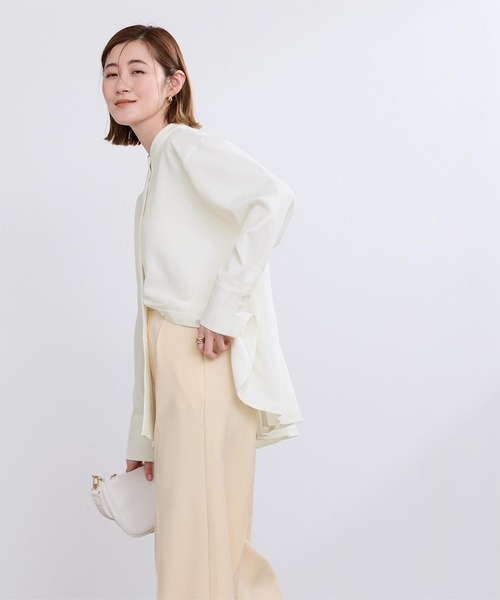 UR'S(ユアーズ)の「バックプリーツバンドカラーシャツ(シャツ/ブラウス・レディース・ブラック/ブルー/ホワイト/グリーン・L/M/S)」の7枚目の写真