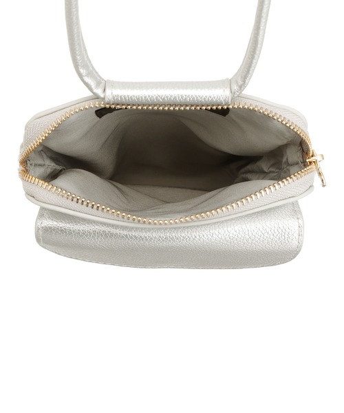 MARY QUANT（マリークワント）の「シュリンクデイジーペタル モバイルショルダー（ショルダーバッグ・レディース・ブラック/シルバー・FREE）」の10枚目の写真