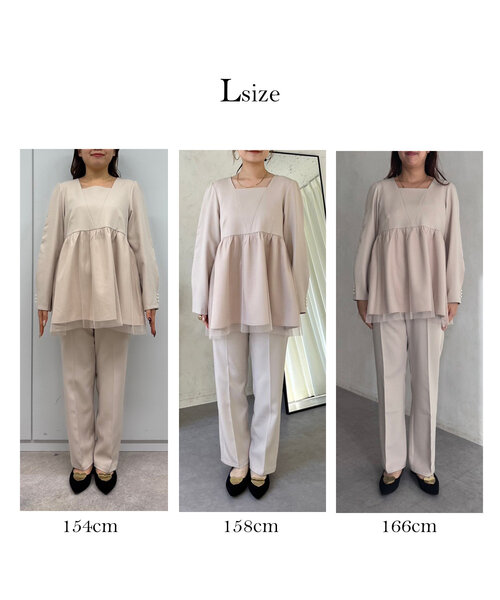 prose verse（プロズヴェール）の「【セレモニー】スクエアVネック裾チュールペプラムブラウス（シャツ/ブラウス・レディース・グレイッシュベージュ/ブラック・LARGE/MEDIUM）」の4枚目の写真