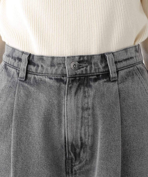 LEPSIM（レプシィム）の「タックデニムパンツ  242487（デニムパンツ・レディース・ブルー/チャコールグレー・MEDIUM/LARGE）」の18枚目の写真