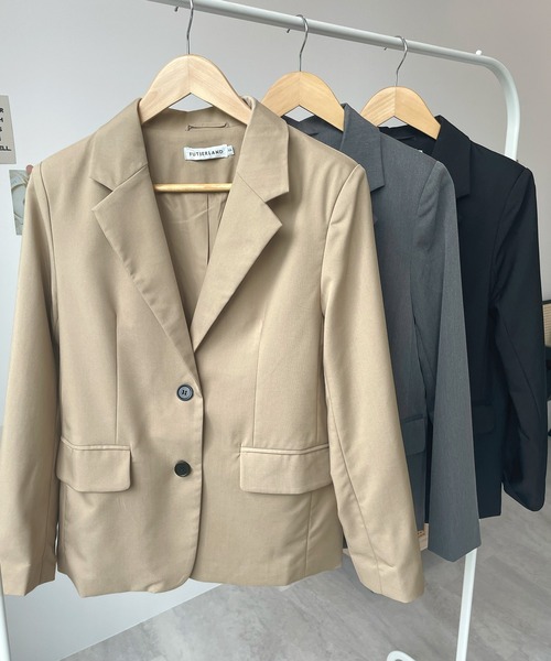 Futier land（フューティアランド）の「【3サイズ展開】ベーシックテーラードジャケット（テーラードジャケット・レディース・ベージュ/ブラック/グレー・SMALL/MEDIUM/LARGE）」の13枚目の写真