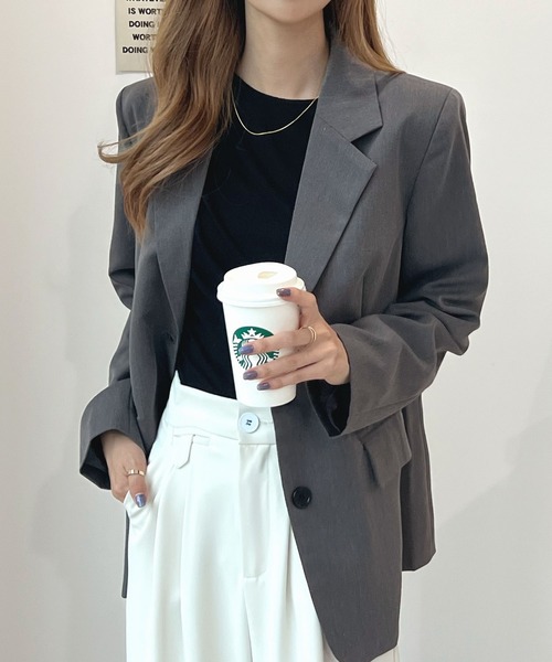 Futier land（フューティアランド）の「【3サイズ展開】ベーシックテーラードジャケット（テーラードジャケット・レディース・ベージュ/ブラック/グレー・SMALL/MEDIUM/LARGE）」の5枚目の写真