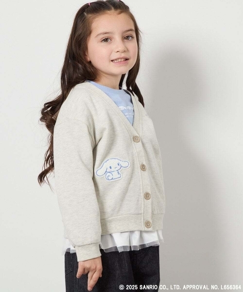 a.v.v（アーヴェヴェ）の「[100-130]【ポチャッコ＆シナモロール】スウェットカーディガン（カーディガン/ボレロ・キッズ・ライトグレー/ブラック・100/120/110/130）」の4枚目の写真