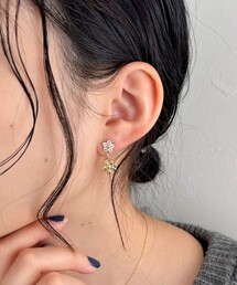 ビジュー&メタルフラワーピアス