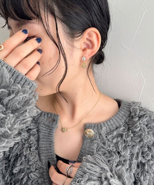 セール】ビジュー＆メタルフラワーピアス（ピアス（両耳用