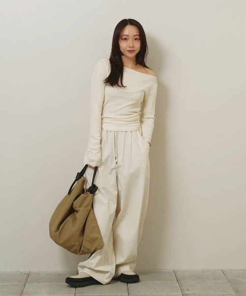 TODAYFUL(トゥデイフル)の「Vibramsole Leather Sabot(その他シューズ・レディース・モスグリーン/サンドベージュ/ブラック・36inch/37inch/38inch)」の4枚目の写真