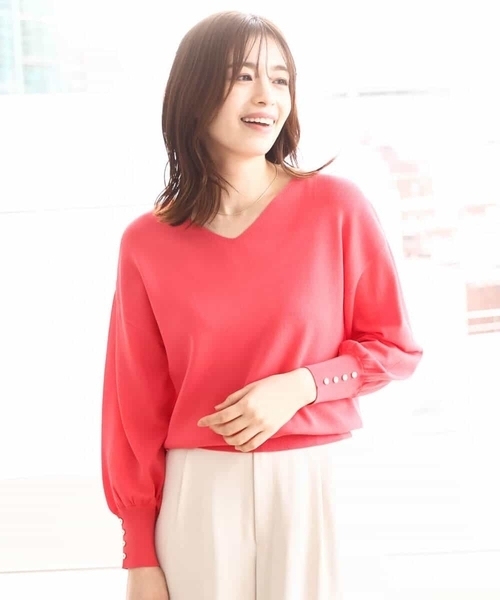 OFUON le MK（オフオンルエムケー）の「【3シーズン対応】ハイゲージVネックニット/接触冷感/洗える/WEB限定サイズあり（ニット/セーター・レディース・グリーン系その他/ネイビー/ライトグレー/レッド系その他・36/38/40）」の5枚目の写真