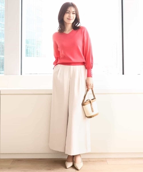 OFUON le MK（オフオンルエムケー）の「【3シーズン対応】ハイゲージVネックニット/接触冷感/洗える/WEB限定サイズあり（ニット/セーター・レディース・グリーン系その他/ネイビー/ライトグレー/レッド系その他・36/38/40）」の6枚目の写真