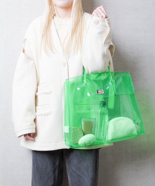 FRUIT OF THE LOOM(フルーツオブザルーム)の「FRUIT OF THE LOOM / FTL VINYL TOTE BAG & STICKER SEAL SET / 80920900(トートバッグ・レディース・ブラック/オレンジ/ブラウン/ミント・ONESIZE)」の4枚目の写真