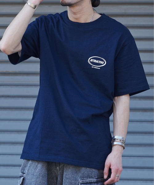MODISH GAZE(モディシュガゼ)の「スモーキングガール SIT BACK AND RELAX半袖Tシャツ(Tシャツ/カットソー・メンズ・ブラック/ネイビー/ネイビー×ホワイト/ホワイト・X-LARGE/LARGE/MEDIUM)」の18枚目の写真