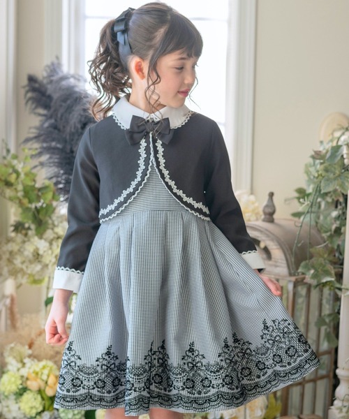 Catherine Cottage（キャサリンコテージ）の「フロッキープリントスーツ（スーツセット・キッズ・ブラック・110/120/130/140/150/160）」の2枚目の写真