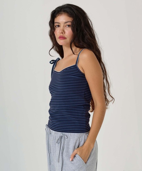 TINA：JOJUN（ティーナジョジュン）の「ワンショルダー リボンキャミソール TINA：JOJUN（キャミソール・レディース・ネイビー/レッド/ブルー・M）」の16枚目の写真