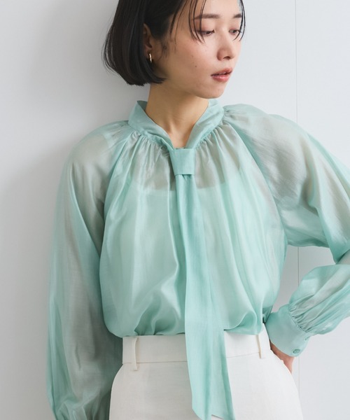 ketty（ケティ）の「ブライトシアーボウタイブラウス≪手洗い可能≫（シャツ/ブラウス・レディース・グリーン/イエロー/ベージュ・M）」の3枚目の写真