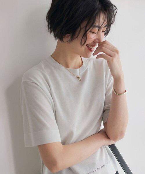 J.PRESS(ジェイプレス)の「【洗える・抗菌防臭】LUREX ラメ ニットT(ニット/セーター・レディース・ライトグレー系/ベージュ系/ダークブラウン系・MEDIUM/LARGE)」の4枚目の写真