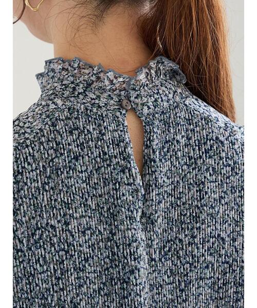 Te chichi(テチチ)の「【宮本茉由着用】小花柄プリーツワンピース(ワンピース・レディース・ネイビー/グレー・F)」の14枚目の写真