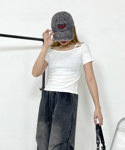 non-hedge(ノンヘッジ)の「プレート付クロスリブTシャツ(Tシャツ/カットソー・レディース・ピンク/オフホワイト/グレー/ブラック・FREE)」の9枚目の写真