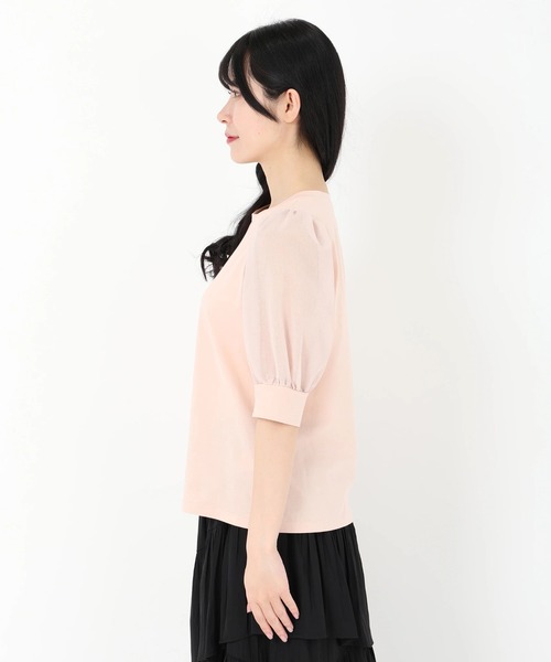 STRAWBERRY-FIELDS(ストロベリーフィールズ)の「シアーパフスリーブTシャツ(Tシャツ/カットソー・レディース・ブラック/オフホワイト/ピンク/ブルー・2)」の7枚目の写真