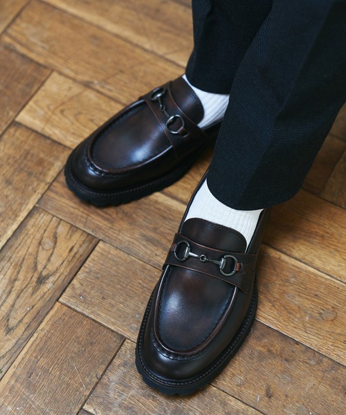 KATHARINE HAMNETT LONDON (キャサリンハムネットロンドン)の「KATHARINE HAMNETT LONDON/キャサリンハムネットロンドン <職人の技術が光る> モカステッチ ビットローファー(34034)(ローファー・メンズ・ダークブラウン/ブラック・24.5cm/25.0cm/25.5cm/26.0cm/26.5cm/27.0cm)」の20枚目の写真