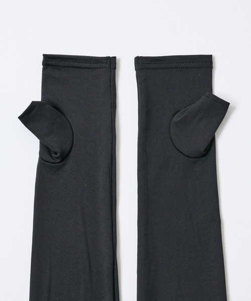 COLONY 2139（コロニートゥーワンスリーナイン）の「UV&冷感アームカバー50cm（アームカバー・レディース・ネイビー/ブラック・FREE）」の3枚目の写真