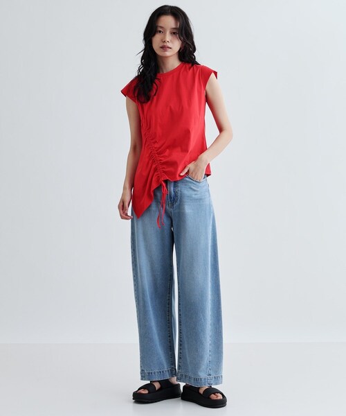 GALLEST（ギャレスト）の「イレギュラーシャーリングヘムカットソー（Tシャツ/カットソー・レディース・ホワイト/ブラック/レッド系1・38）」の4枚目の写真