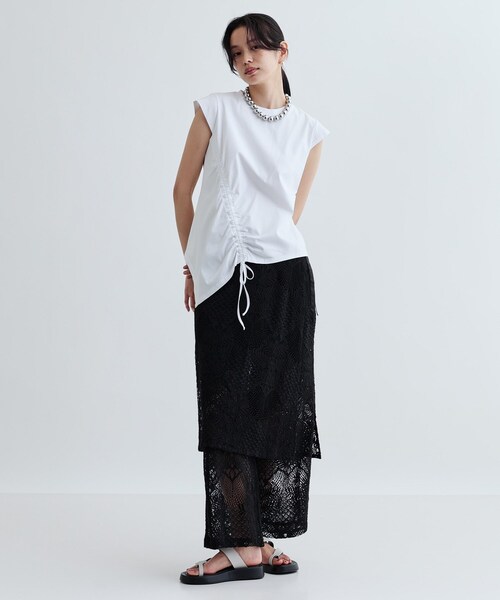 GALLEST（ギャレスト）の「イレギュラーシャーリングヘムカットソー（Tシャツ/カットソー・レディース・ホワイト/ブラック/レッド系1・38）」の14枚目の写真