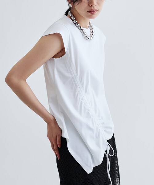 GALLEST（ギャレスト）の「イレギュラーシャーリングヘムカットソー（Tシャツ/カットソー・レディース・ホワイト/ブラック/レッド系1・38）」の15枚目の写真