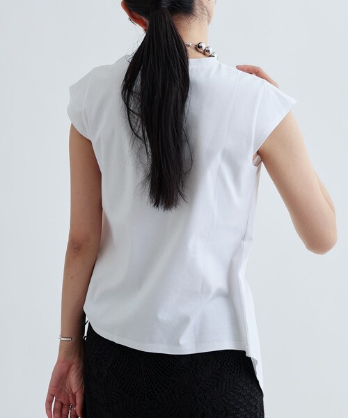 GALLEST（ギャレスト）の「イレギュラーシャーリングヘムカットソー（Tシャツ/カットソー・レディース・ホワイト/ブラック/レッド系1・38）」の16枚目の写真