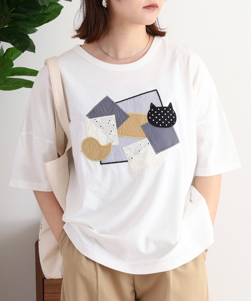Emago(イマゴ)の「EMAGO 異素材パッチワークTシャツ(Tシャツ/カットソー・レディース・ブラック/ベージュ/ホワイト・FREE)」の5枚目の写真