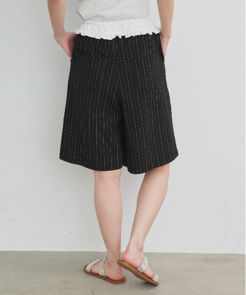 ad thie(アドティエ)の「ウエストフリル切替 ストライプ バミューダパンツ(その他パンツ・レディース・ブラック/グレー・FREE)」の11枚目の写真