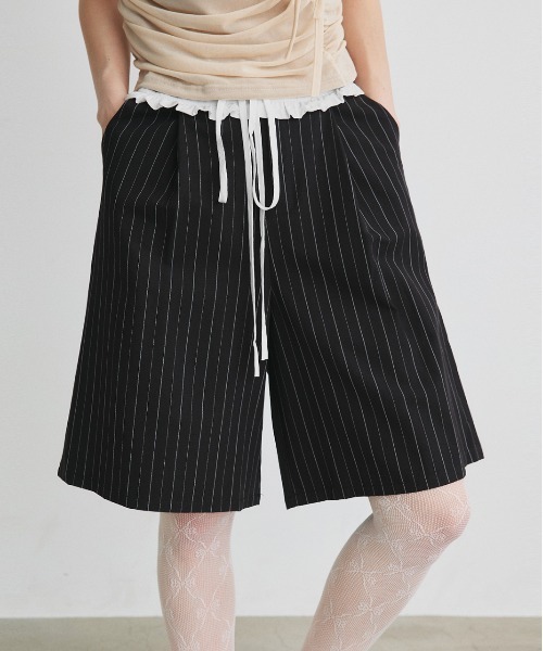 ad thie(アドティエ)の「ウエストフリル切替 ストライプ バミューダパンツ(その他パンツ・レディース・ブラック/グレー・FREE)」の15枚目の写真