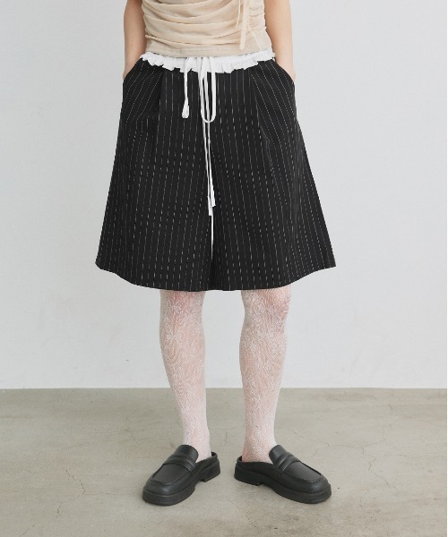 ad thie(アドティエ)の「ウエストフリル切替 ストライプ バミューダパンツ(その他パンツ・レディース・ブラック/グレー・FREE)」の16枚目の写真