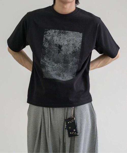 EPNK（イーピーエヌケー）の「【EPNK】Crack graphic tee / クラックグラフィックTee（Tシャツ/カットソー・メンズ・ブラック/杢グレー/オフホワイト・SMALL/LARGE/MEDIUM）」の21枚目の写真