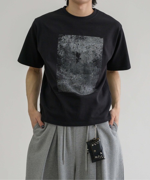 EPNK（イーピーエヌケー）の「【EPNK】Crack graphic tee / クラックグラフィックTee（Tシャツ/カットソー・メンズ・ブラック/杢グレー/オフホワイト・SMALL/LARGE/MEDIUM）」の22枚目の写真