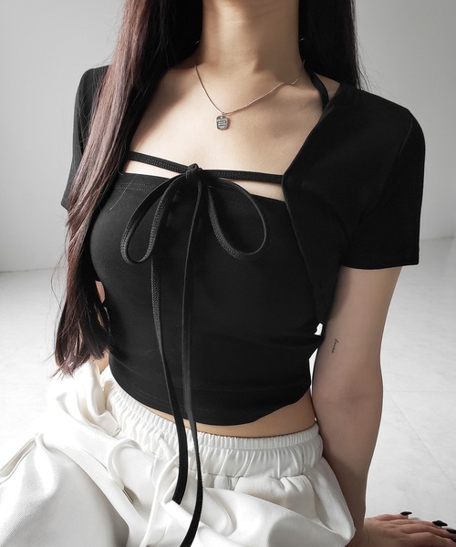 me+em select(ミームセレクト)の「【 2点セット 】フロントリボンショートカーディガン+ ホルターキャミソール SET / front ribbon short cardigan + halter camisole SET(アンサンブル・レディース・ブラック/ホワイト/ライトグレー・FREE)」の16枚目の写真