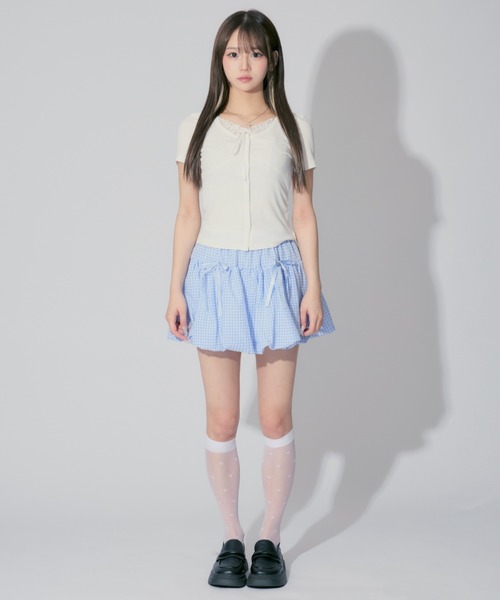 ALLuRing ChaRm(アリュリングチャーム)の「Ruffled Ribbon Cardigan / フリルリボンカーディガン(カーディガン/ボレロ・レディース・ブラック/グレー/ホワイト・FREE)」の12枚目の写真