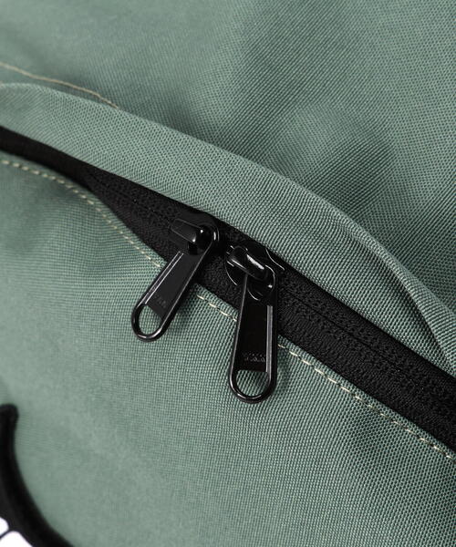 over print(オーバープリント)の「overprint/オーバープリント/SATAN BACKPACK(バックパック/リュック・レディース・ブラック/ネイビー/ブラウン/オリーブ系/カーキ・F)」の13枚目の写真