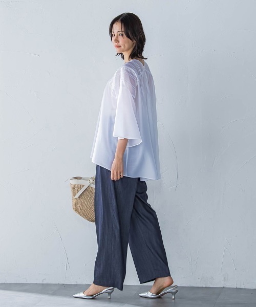 LAUTREAMONT(ロートレアモン)の「ピンタックレースチュニックブラウス≪手洗い可能≫(シャツ/ブラウス・レディース・ホワイト/ブラック・9号)」の5枚目の写真