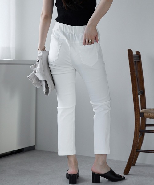 Fizz(フィズ)の「ストレッチツイルパンツ(アンクル丈)(その他パンツ・レディース・ホワイト/ブラック/グレイッシュベージュ・LL/L/M)」の17枚目の写真