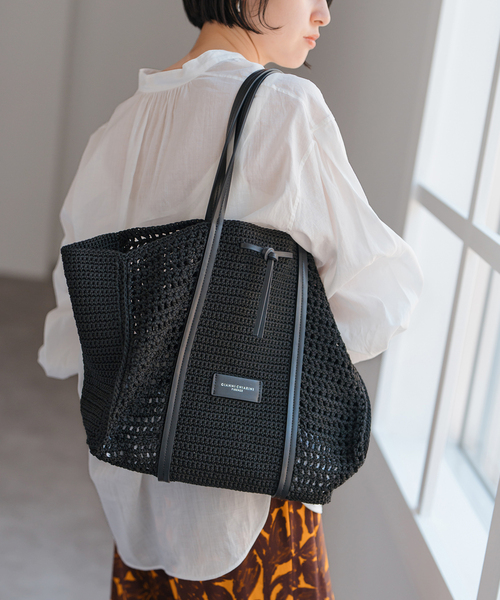 Gianni Chiarini ジャンニキアリーニ ヴィクトリアトートバッグ 楽天市場】GIANNI CHIARINI ジャンニキアリーニ トートバッグ