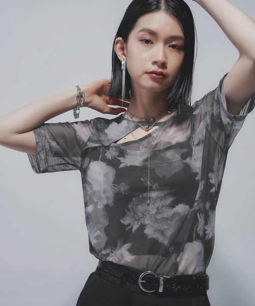 HARE（ハレ）の「BLURRYフラワーガラシアーＴ(HARE)（Tシャツ/カットソー・レディース・ブラック/ブルー・FREE）」の14枚目の写真