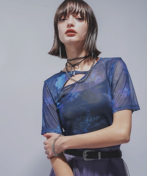 HARE（ハレ）の「BLURRYフラワーガラシアーＴ(HARE)（Tシャツ/カットソー・レディース・ブラック/ブルー・FREE）」の21枚目の写真