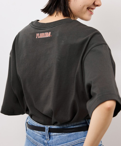 DISCUS ATHLETIC(ディスカス アスレチック)の「【DISCUS ATHLETIC/ディスカスアスレチック】オーバーサイズU.S.カレッジTシャツ(Tシャツ/カットソー・レディース・チャコールグレー/ホワイト系その他2/ホワイト/ネイビー・38)」の9枚目の写真