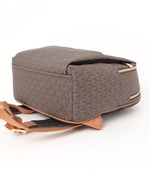 MICHAEL KORS（マイケルコース）の「SABLE バックパック ミディアム - MKシグネチャー（バックパック/リュック・レディース・ブラウン系その他・FREE）」の4枚目の写真
