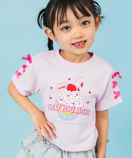 ANAP kids(アナップキッズ)の「袖スピンドル カップケーキプリントTシャツ(Tシャツ/カットソー・キッズ・ライトピンク/ホワイト/ライトブルー・130cm/120cm/110cm)」の3枚目の写真