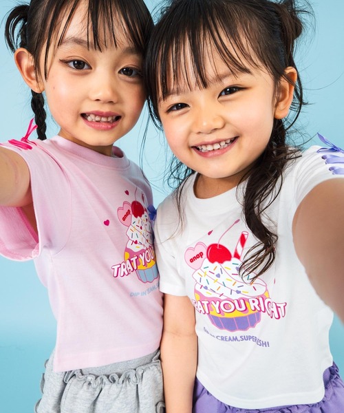 ANAP kids(アナップキッズ)の「袖スピンドル カップケーキプリントTシャツ(Tシャツ/カットソー・キッズ・ライトピンク/ホワイト/ライトブルー・130cm/120cm/110cm)」の2枚目の写真