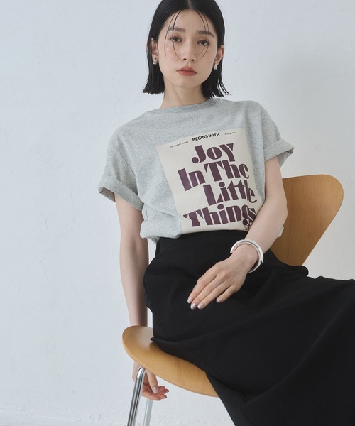 hunch(ハンチ)の「半袖 ロゴプリントTシャツ(Tシャツ/カットソー・レディース・グレー系その他/ブラック系その他/ホワイト系その他・FREE)」の3枚目の写真