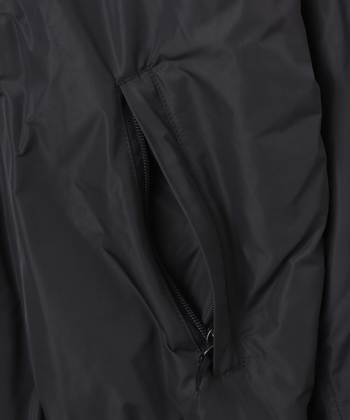 THE NORTH FACE(ザノースフェイス)の「THE NORTH FACE Insulation Bomber Jacket / ザ・ノース・フェイス インサレーション ボンバー ジャケット(MA-1・メンズ・ブラック/グレー・M/XL/S/L/XXL)」の17枚目の写真