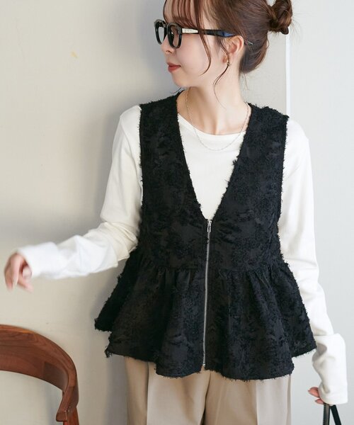 DISCOAT(ディスコート)の「【WEB限定】ベーシックロングスリーブ(Tシャツ/カットソー・レディース・ブラック/グレー/オフホワイト/イエロー・FREE)」の12枚目の写真