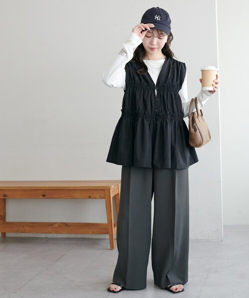 DISCOAT(ディスコート)の「【WEB限定】ベーシックロングスリーブ(Tシャツ/カットソー・レディース・ブラック/グレー/オフホワイト/イエロー・FREE)」の15枚目の写真